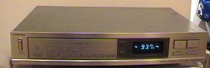Toshiba Tuner Silber