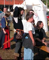 beim wettstreit der Gewandeten2003