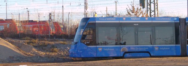 Foto 630*221 - Tram in Steinhausen/Berg am Laim