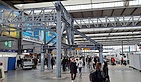 Foto: Einbauten auf dem Querbahnsteig des Münchner Hauptbahnhofs