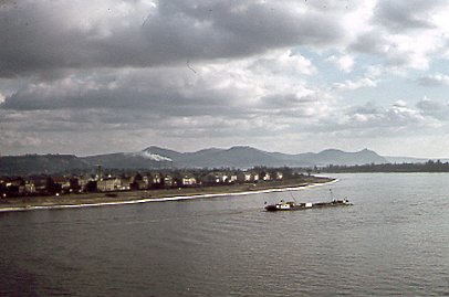 Rhein und Siebengebirge
